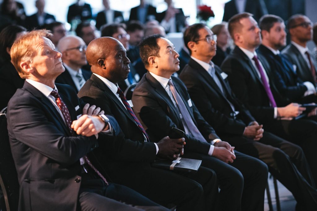 365英国上市(集团)有限公司-Official website